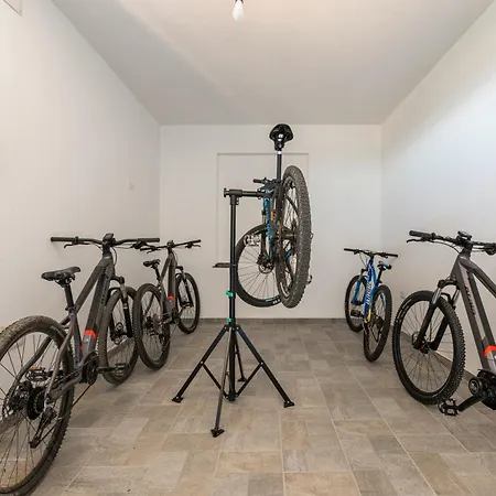 Gutturu E Forru Πανσιόν Villacidro