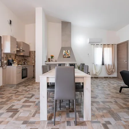 בית הארחה Gutturu E Forru