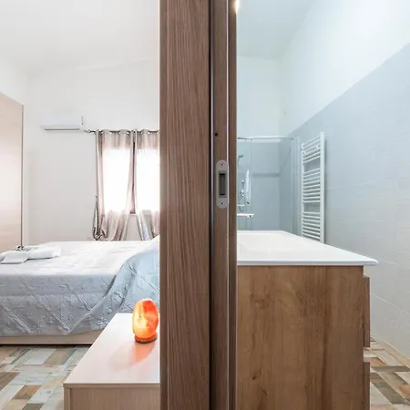 בית הארחה Gutturu E Forru