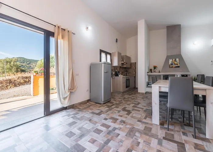 Gutturu E Forru Pensión 3*